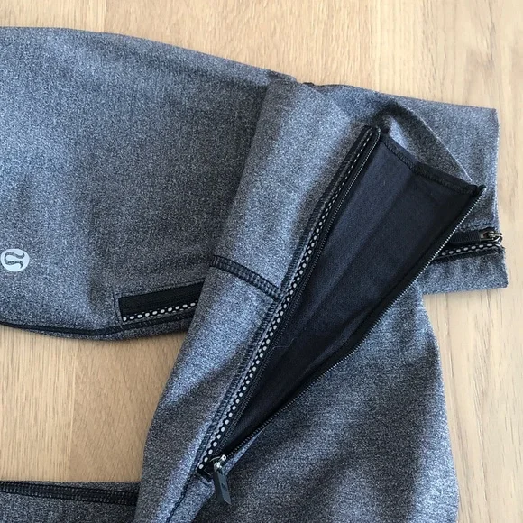 Rare Lululemon Fresh Tracks Pant II (W5AMFS) Luxtreme in Heathered Black, Size 6 - Picture 8 of 17